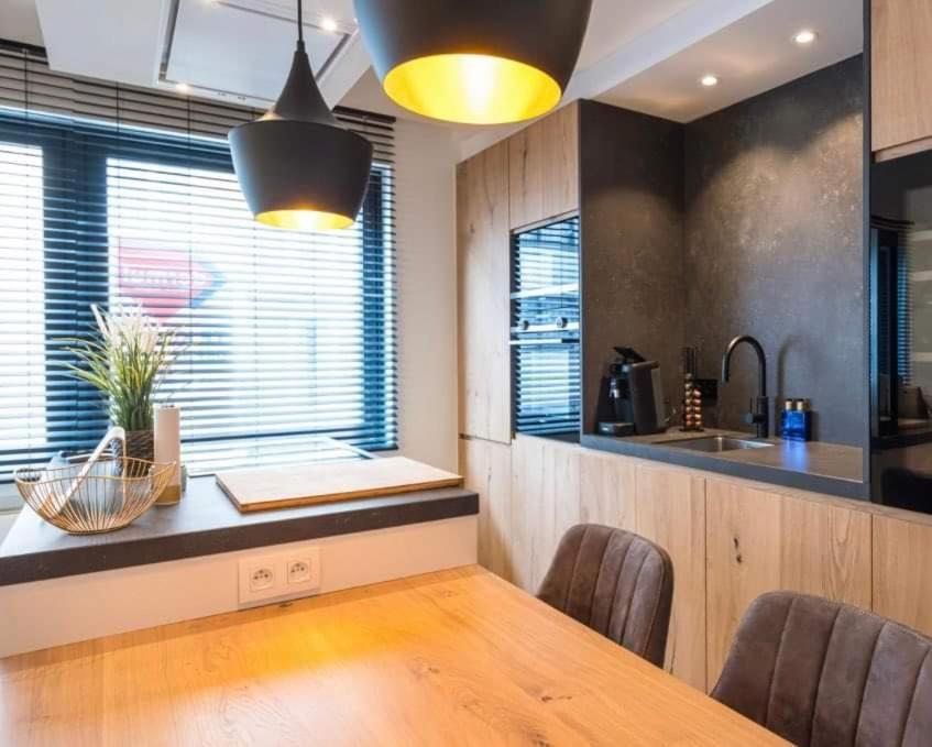 Hotel Ter Streep Ostenda Esterno foto