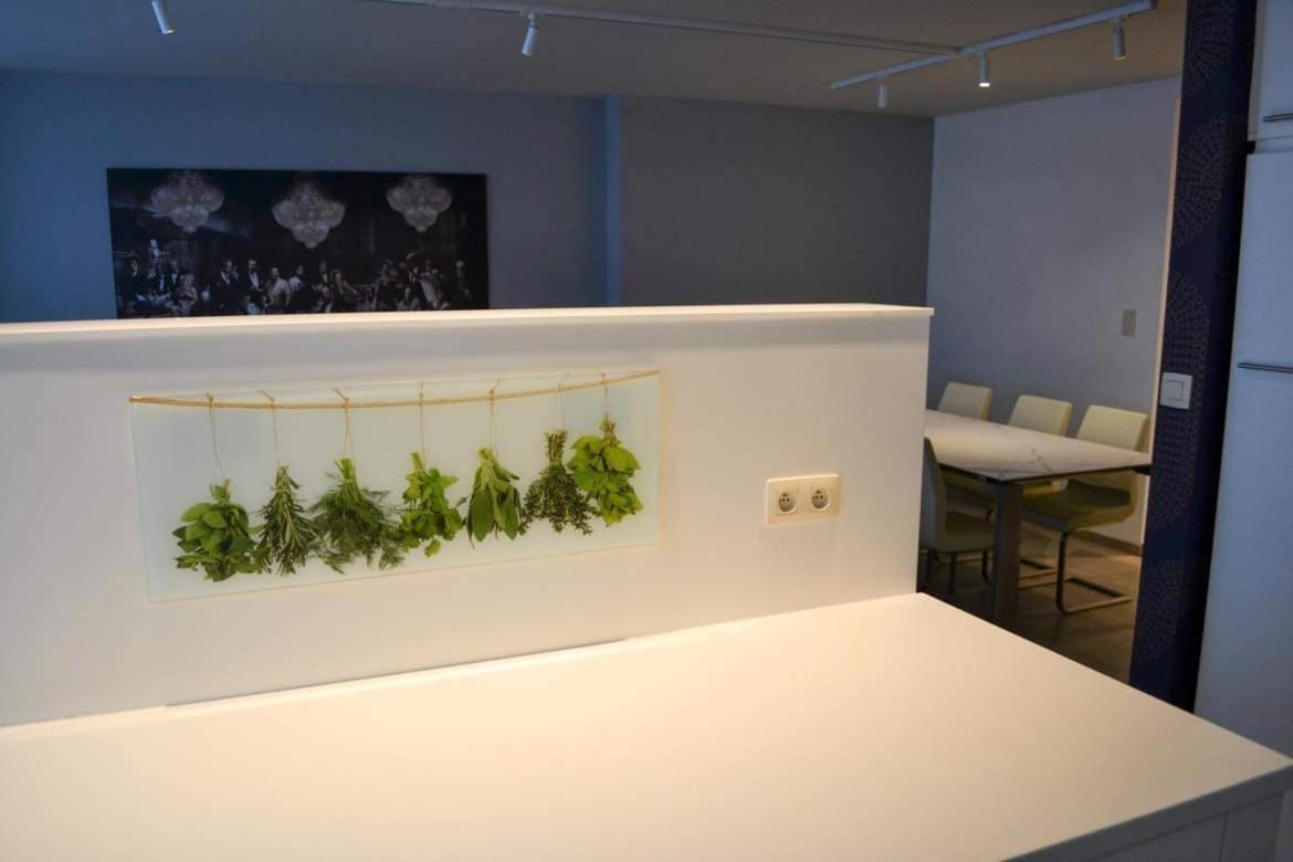 Hotel Ter Streep Ostenda Esterno foto